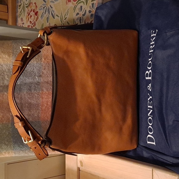 Florentine Kingston Dooney and Bourke in Natural - Picture 2 of 9
